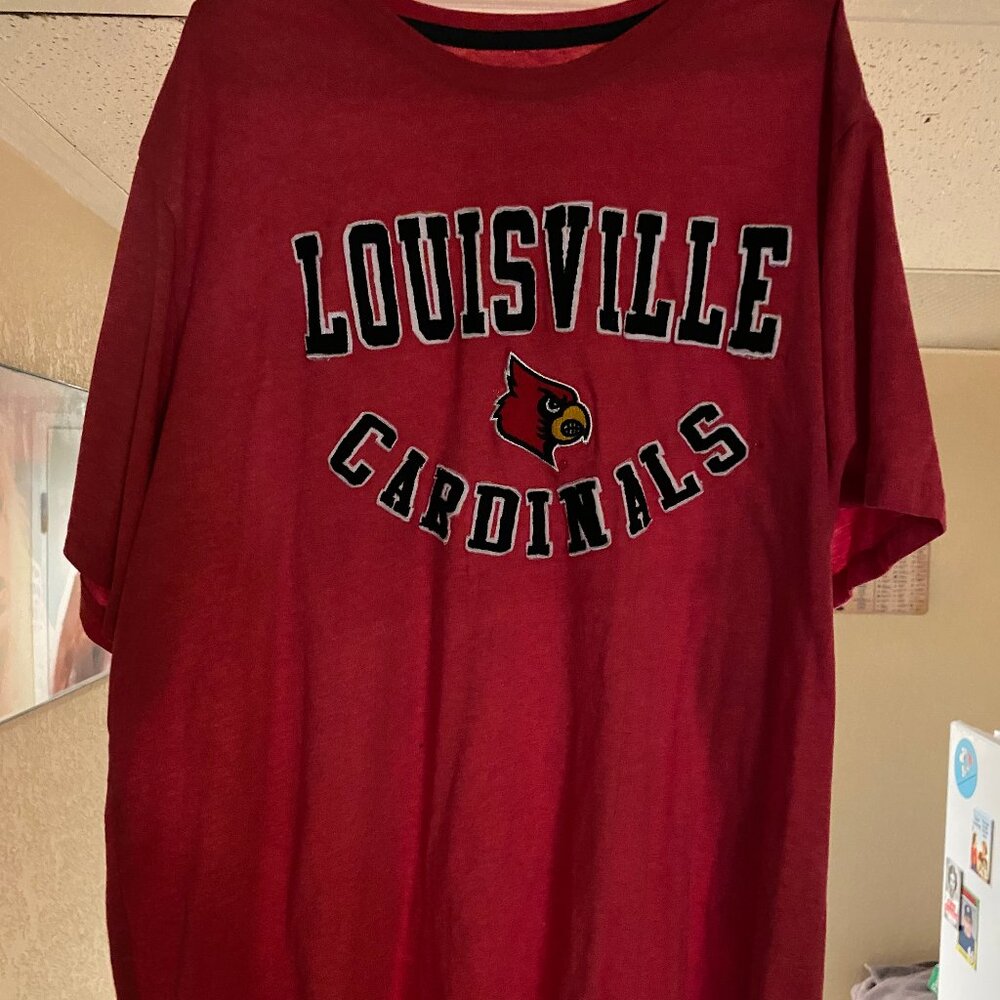 Louisville Cardinals T-Shirt XXL